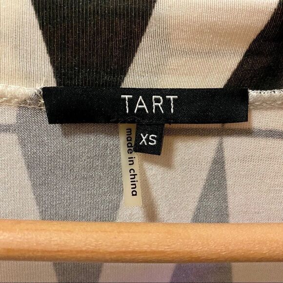 Tart Black White Patterned Long Sleeve Wrap Dress - Picture 5 of 7